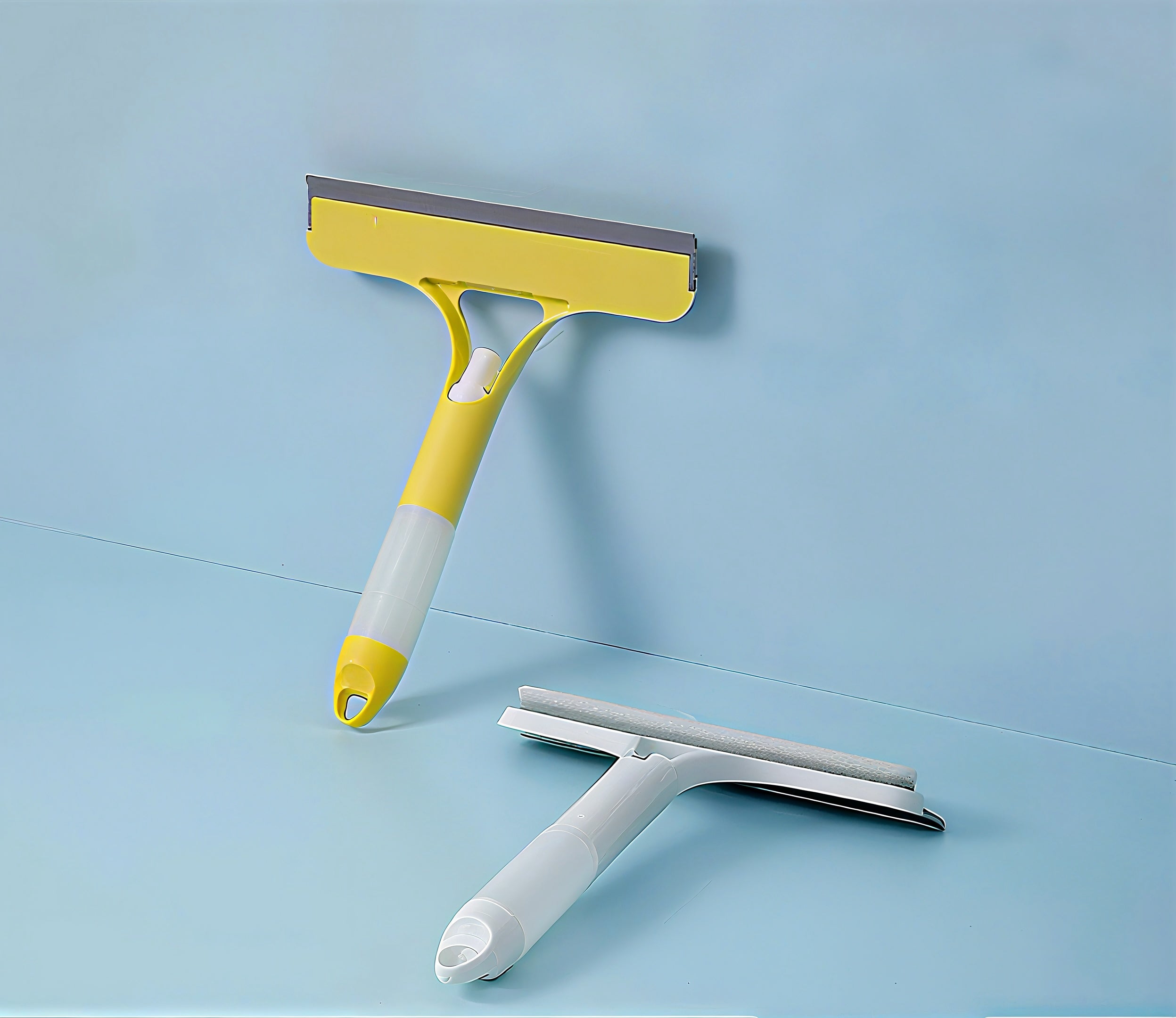Household Multi-Function Glass Cleaning Mirror with Watering Can 3-In-1 Glass Scraper Window Scraper